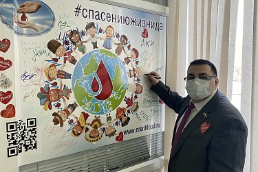 Сергей Бабин сдал антиковидную плазму